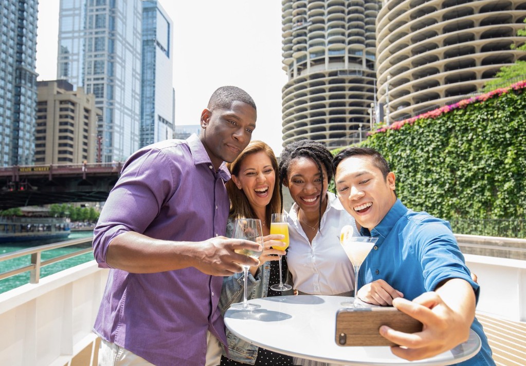 Brunch Cruise on Chicago River, Chicago – 2 Hours