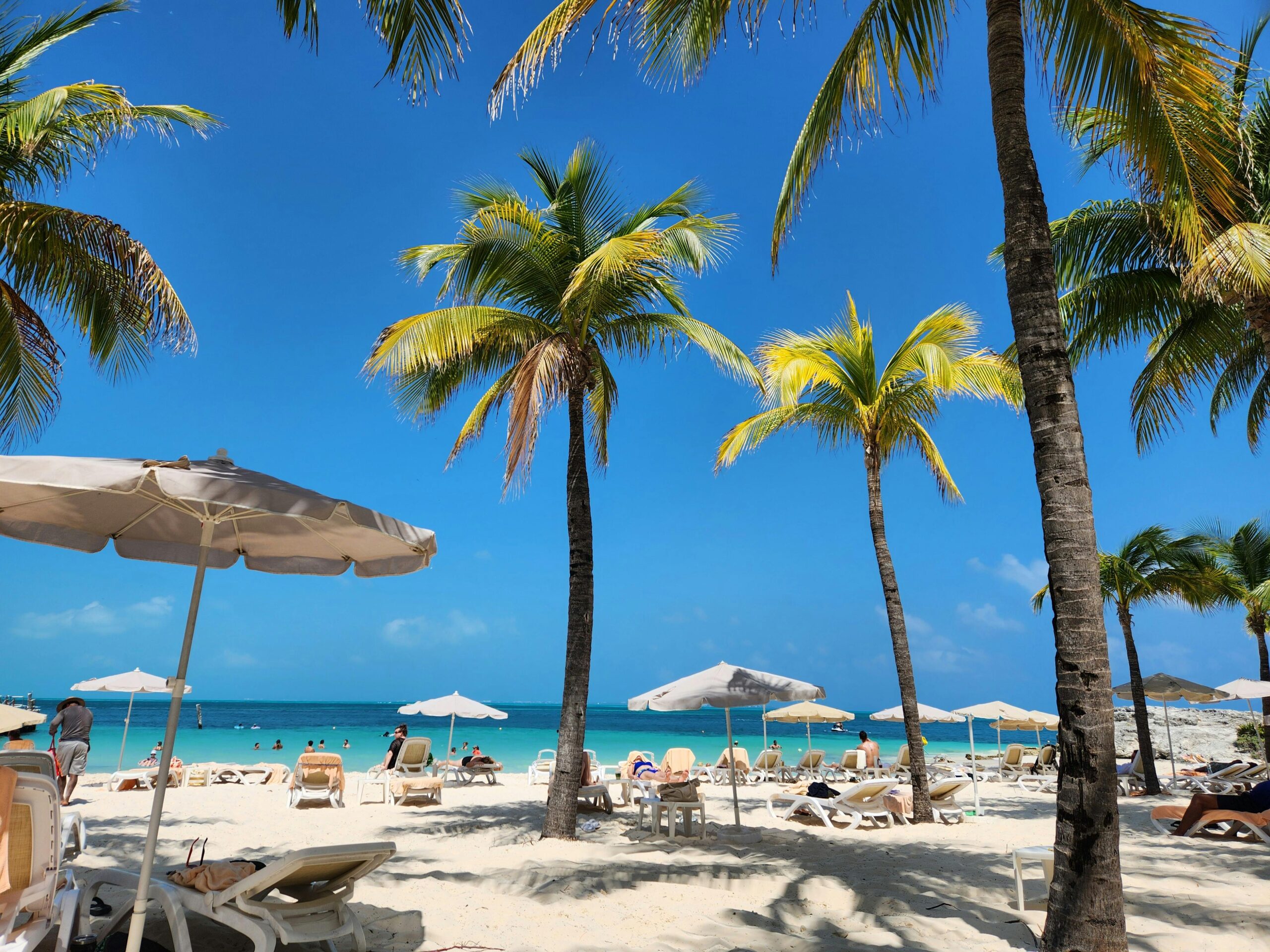 Beach Vacations: Expedia Beach Getaway Packages