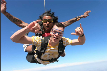 Skydiving in Chicago – 14,000ft Weekday Jump